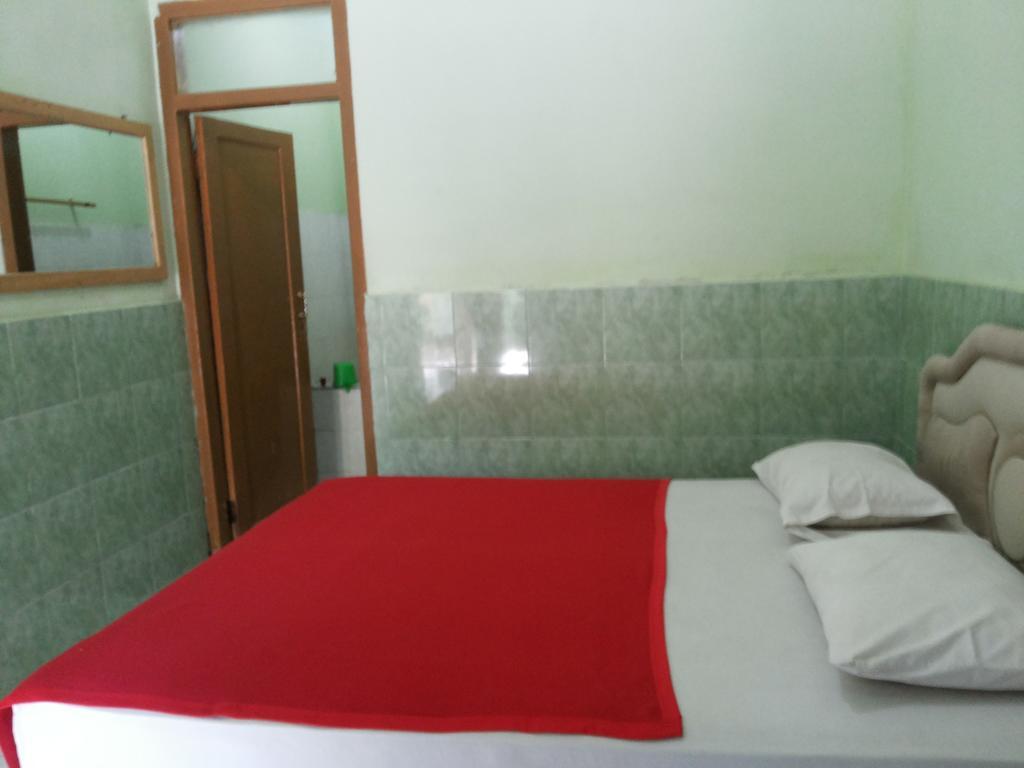 Pasir Putih Resort Bengkulu Zimmer foto