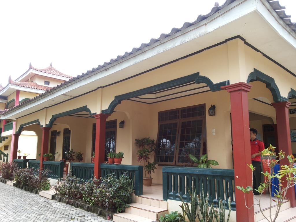 Pasir Putih Resort Bengkulu Exterior foto